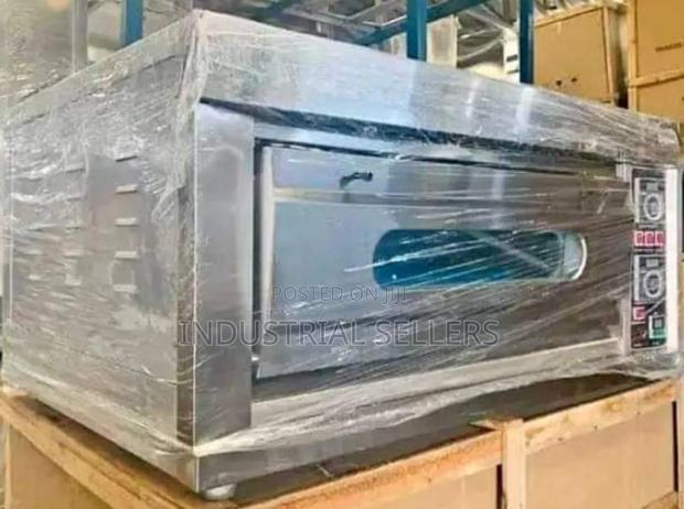 Single Deck Electric Oven 2 Trays - main view