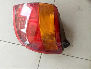 Caldina Nyama St96 Tail Lamp