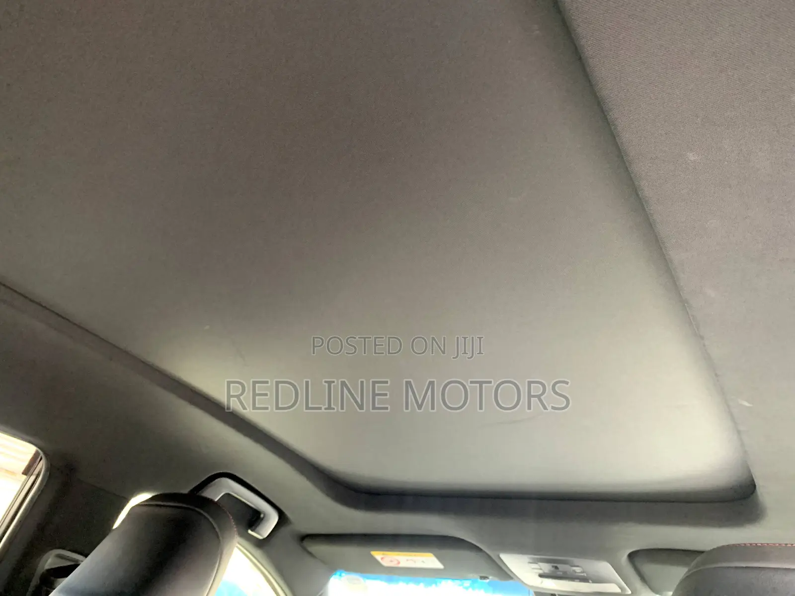 Toyota Harrier 2.0 4WD 2017 Pearl