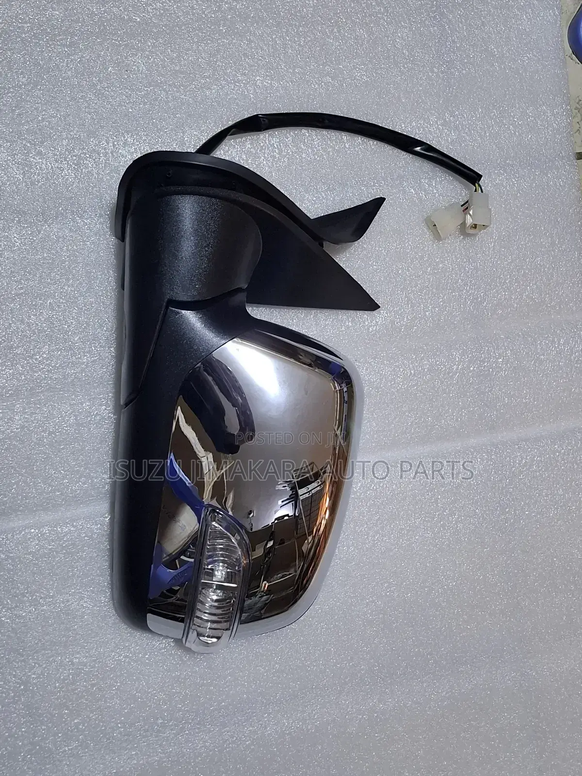 Isuzu Dmax Side Mirror 2006