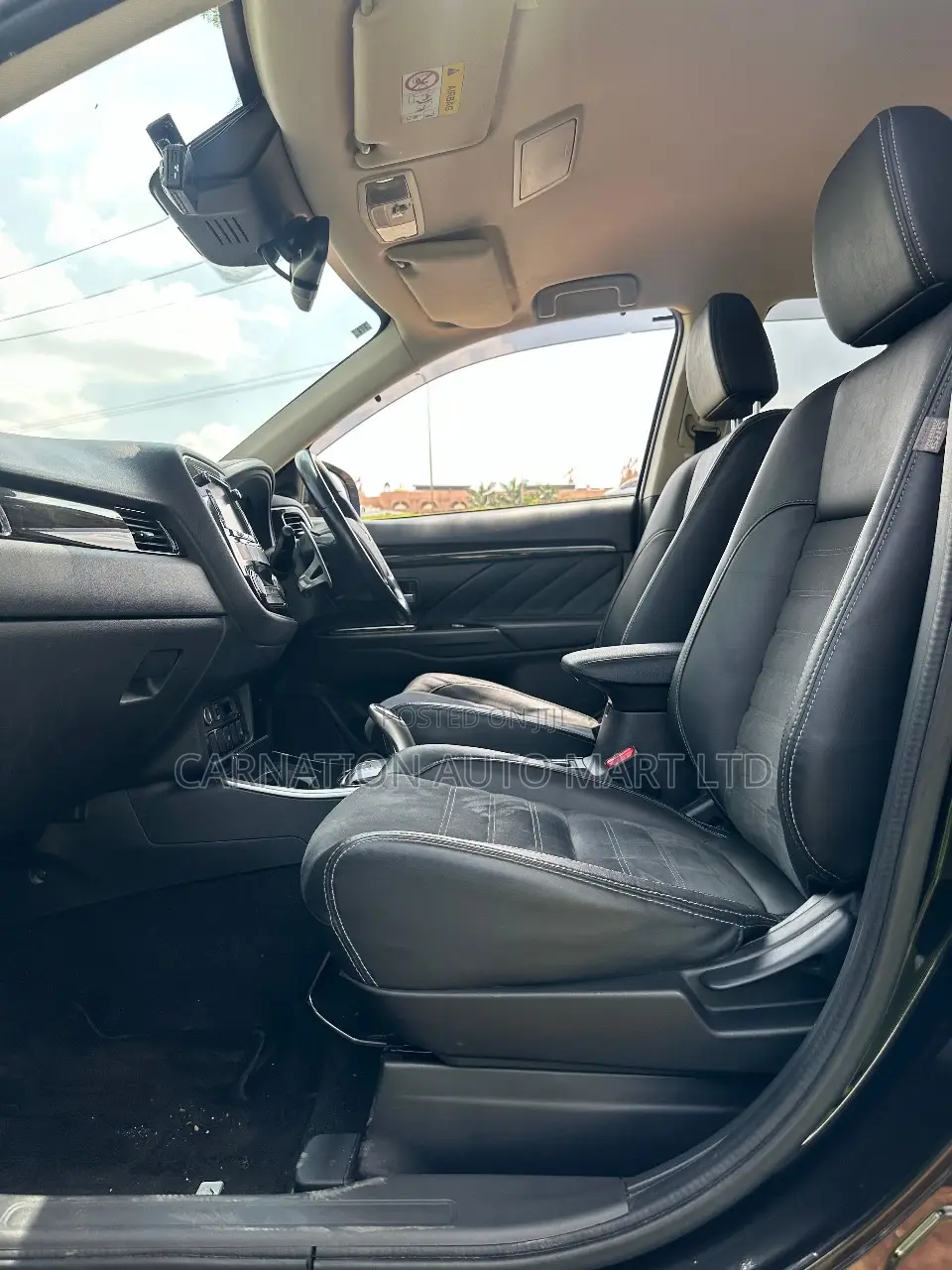 Mitsubishi Outlander 2017 Black