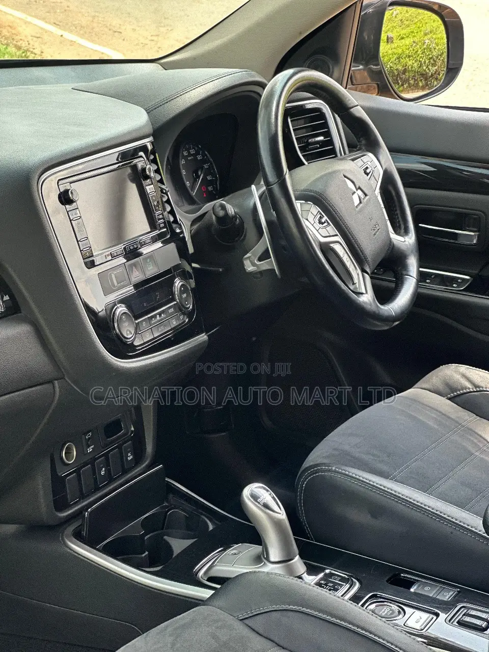 Mitsubishi Outlander 2017 Black