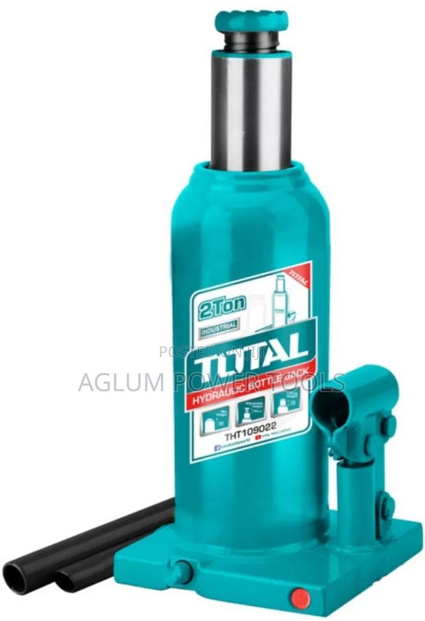 Total 2 Ton Bottle Hydraulic Jack - main view