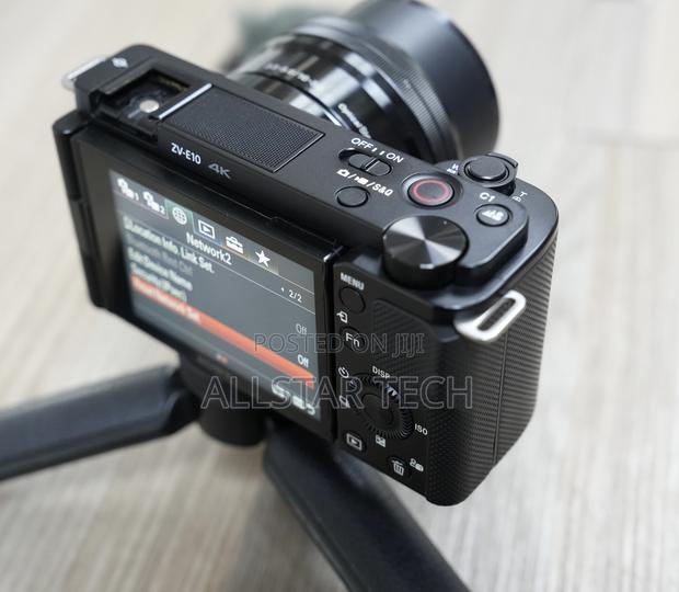 Sony ZV-E10 Mirrorless Camera With 16-50mm Lens (Black) - main view