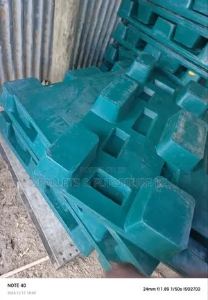Solid Base Pallet