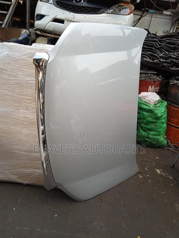 Prado 160 2015 Bonnet
