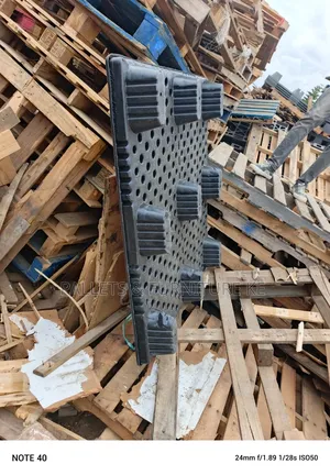 Strong Hold HDPE Pallet