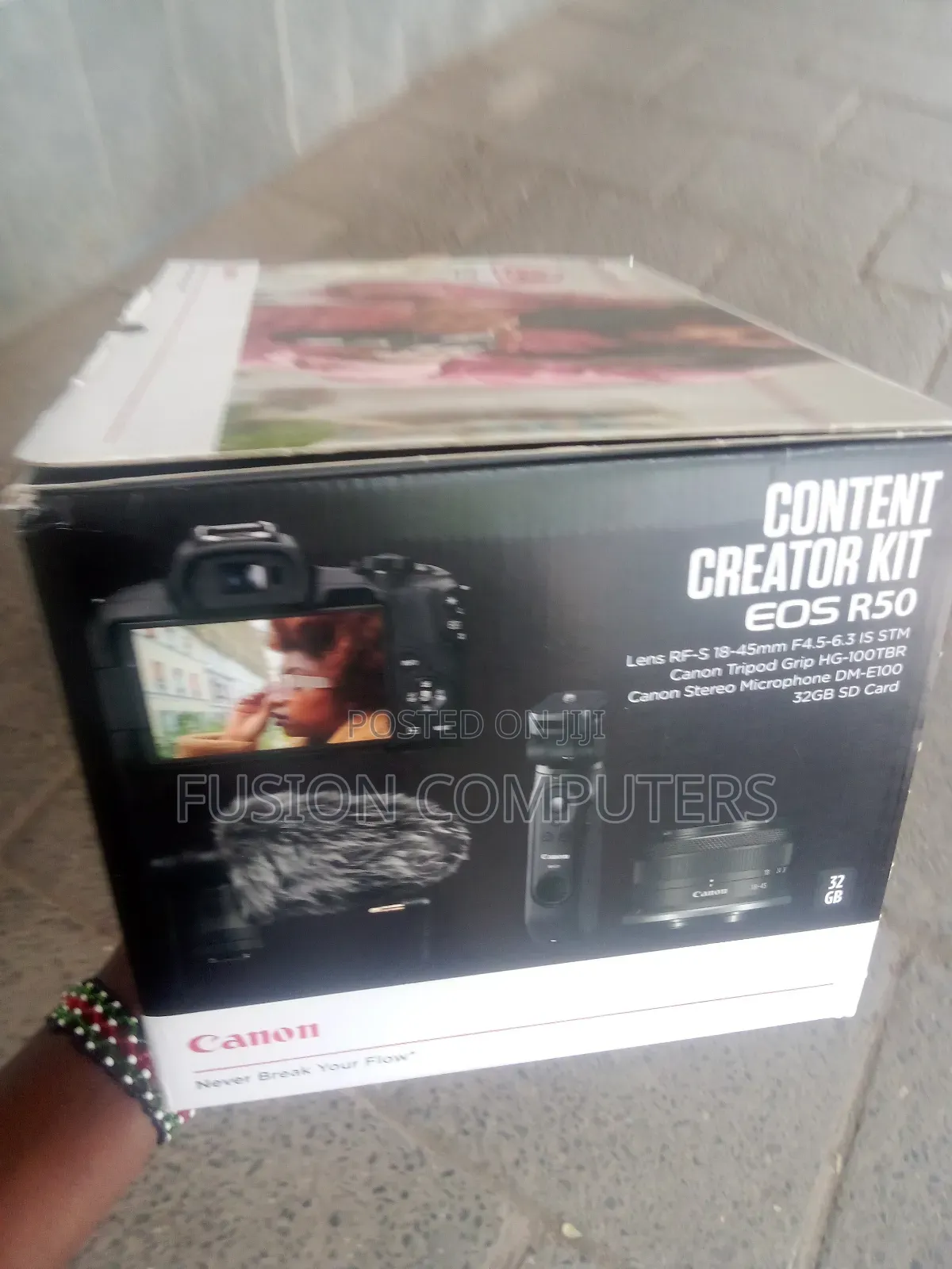 Canon Eos R50 Content Creator Kit