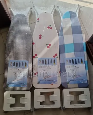 Ironing Board. -Pa