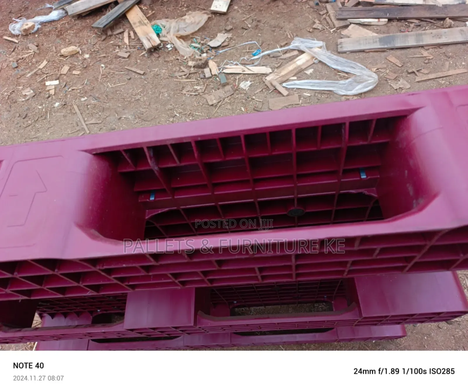 Plastic Pallet  - Metallic Reinforced