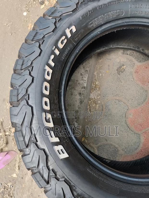 285/60r18 Bf Goodrich - thumbnail 4