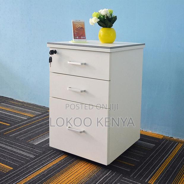 Office Cabinet: Wooden 3-Drawer With Pedestal Cabinet