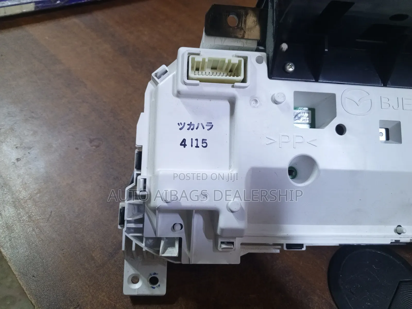 Mazda Axela Model 2015 Speed Clock