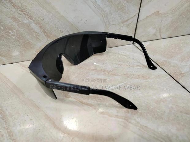 Safety Googles With Dark Tinted Lenses