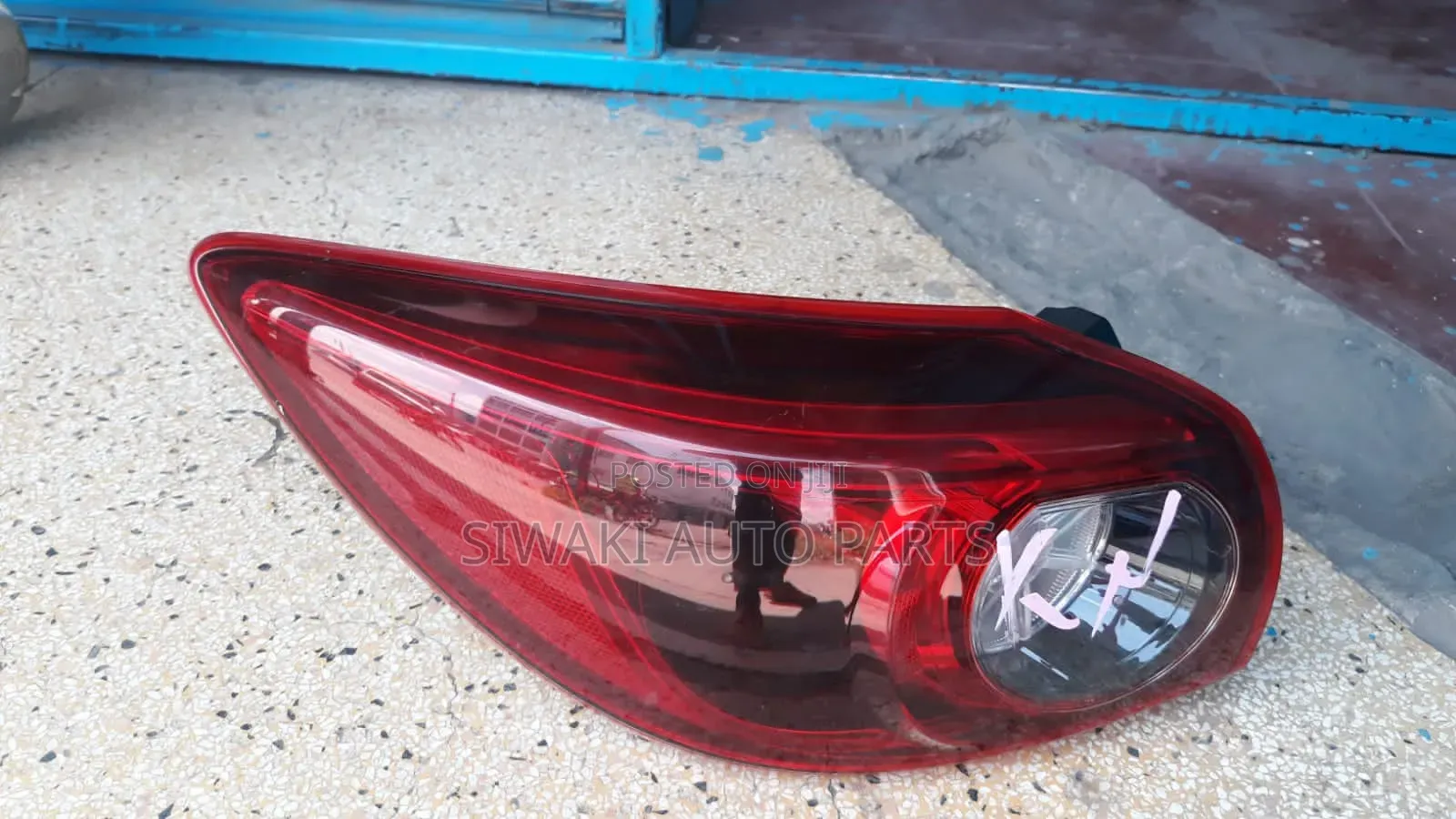 Axela 2015 Taillight