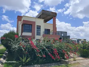 5bdrm Maisonette in Viraj Area for rent