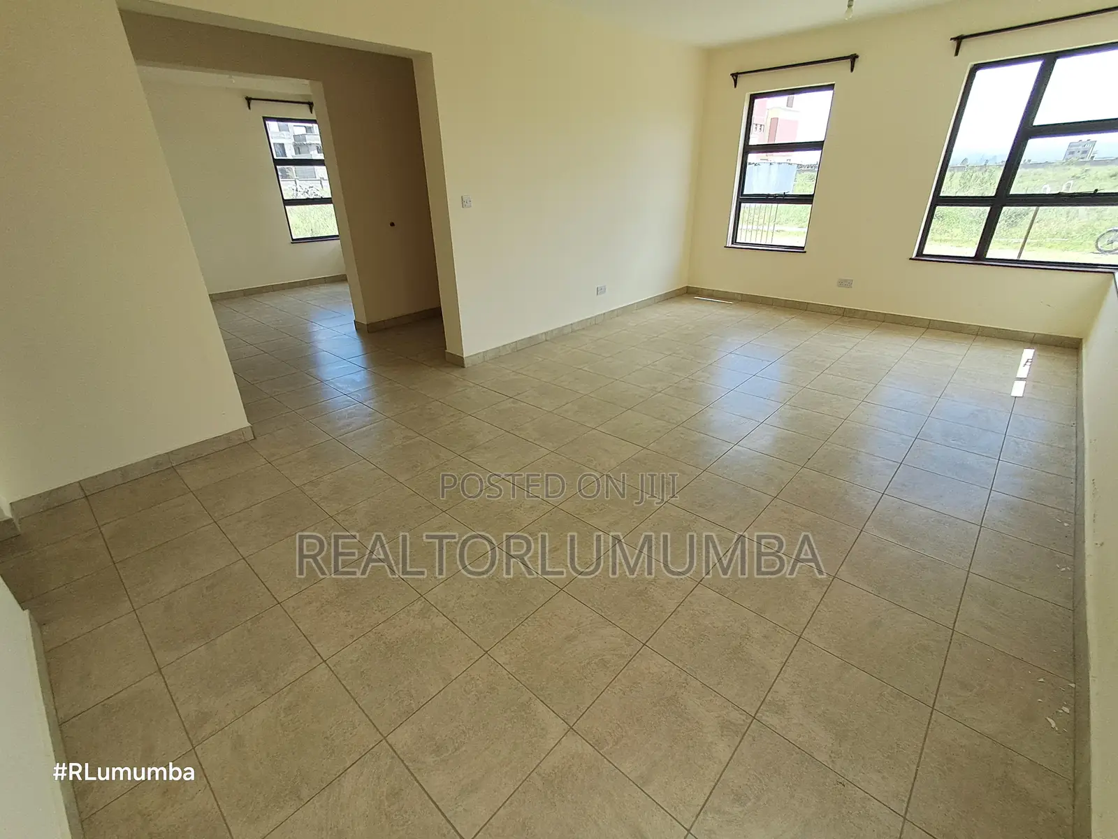 5bdrm Maisonette in Viraj Area for rent