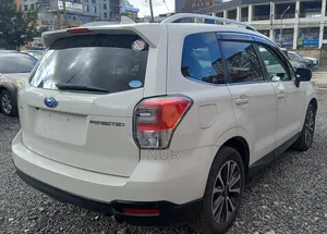 Subaru Forester 2017 White