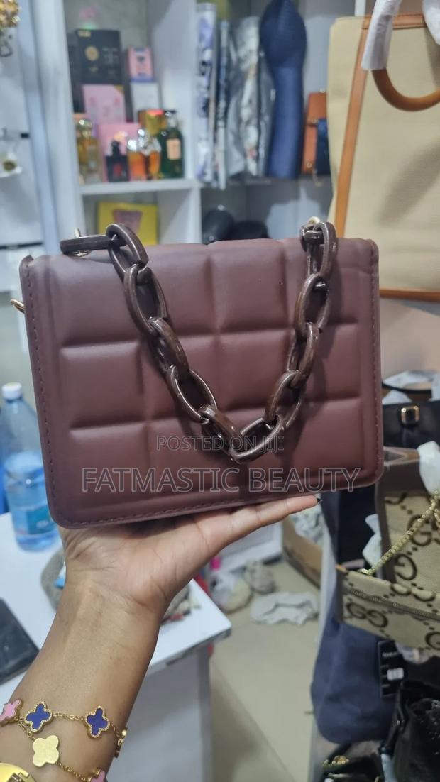 Puffy Slingbags - main view