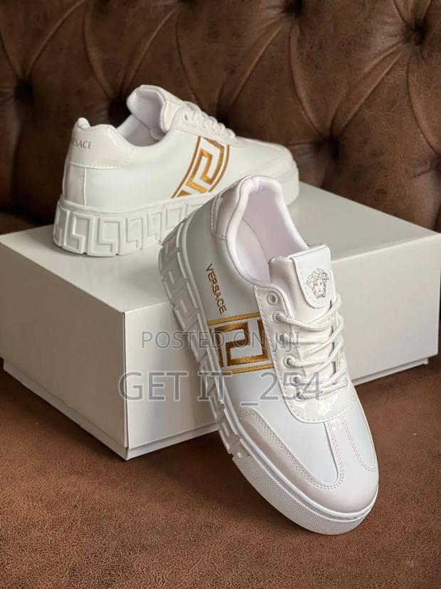 Quality Versace Sneakers - thumbnail 2