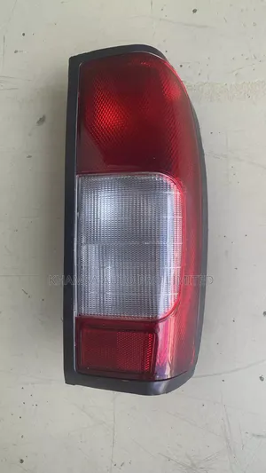 Nissan Pick Up J085 Tail Lamp