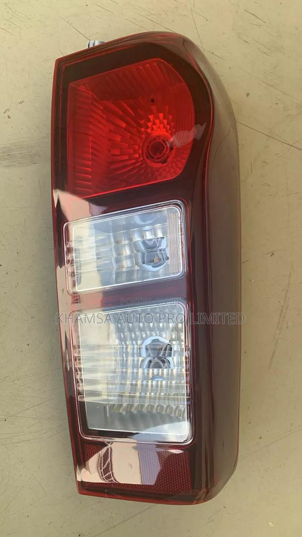 Isuzu Dmax 2012 Tail Lamp