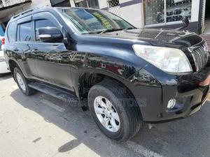 Toyota Land Cruiser Prado 2012 Black