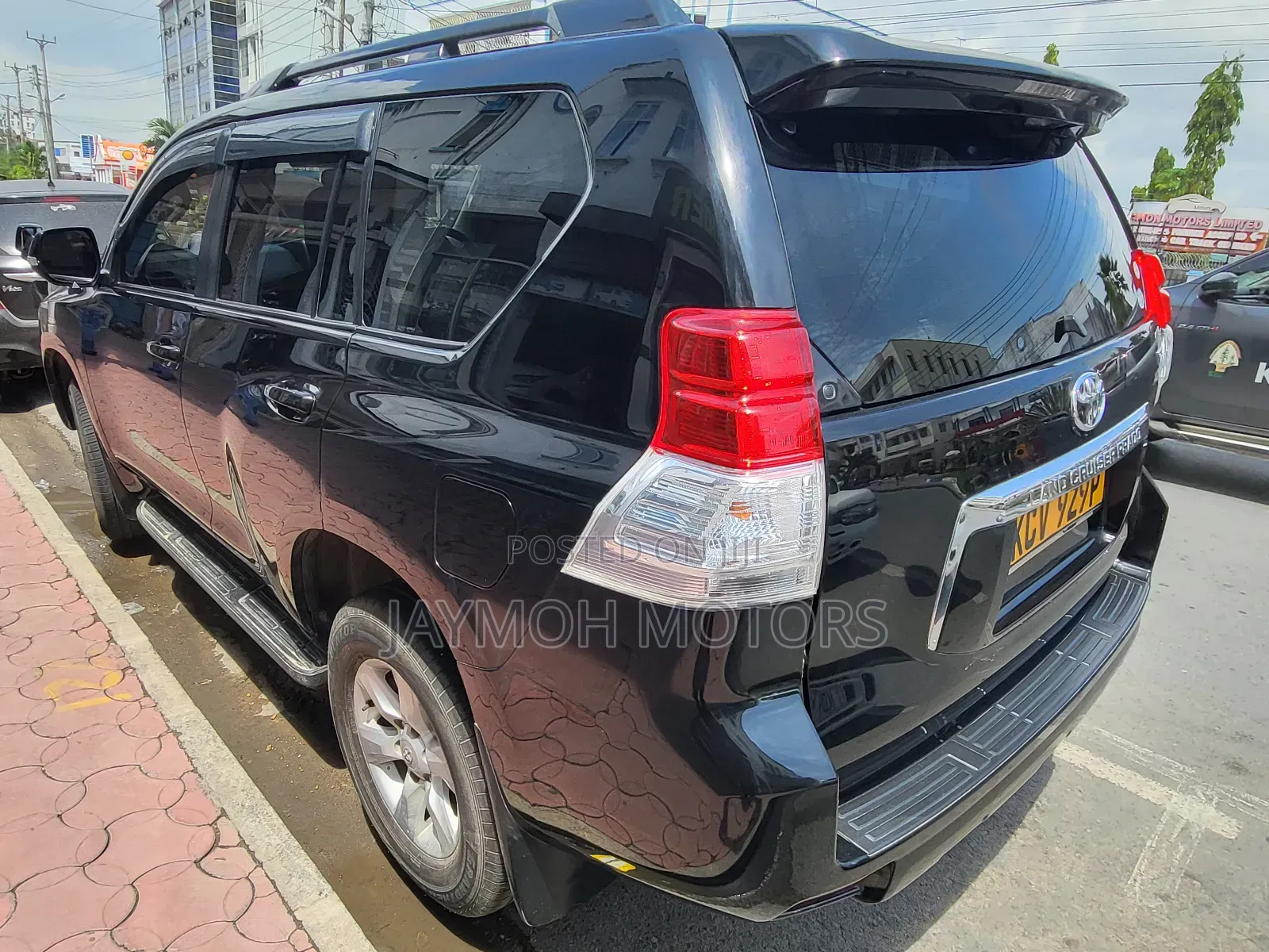Toyota Land Cruiser Prado 2012 Black