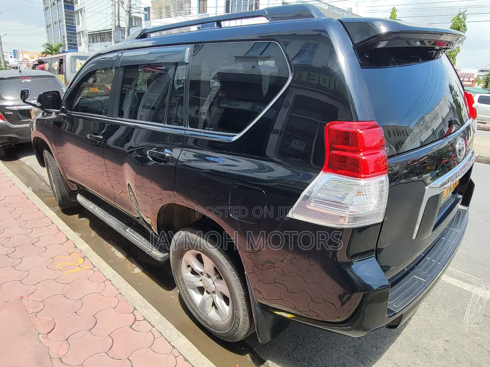 Toyota Land Cruiser Prado 2012 Black