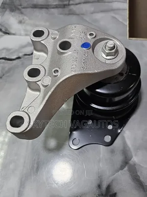 Polo Engine Mount