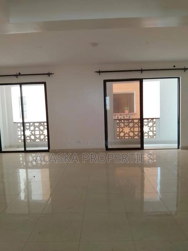 3bdrm Penthouse in Nyali Estate for rent - thumbnail 8
