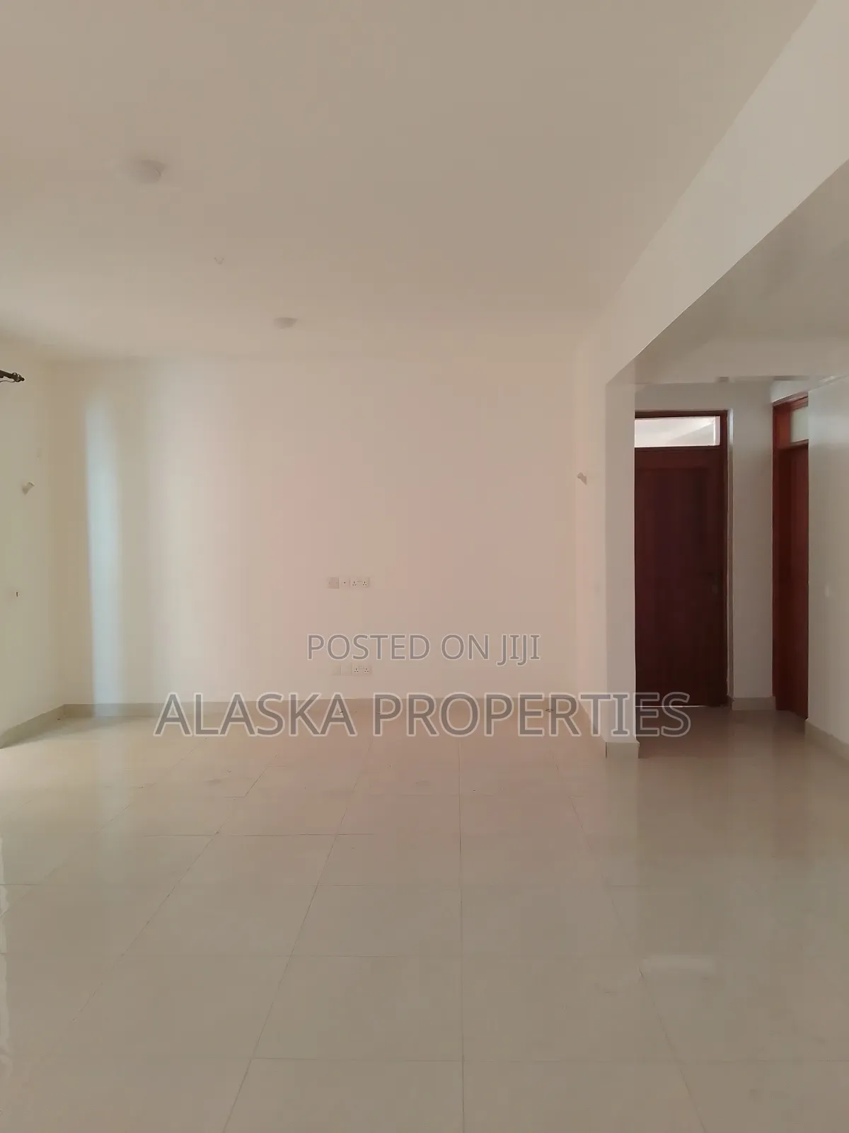 3bdrm Penthouse in Nyali Estate for rent