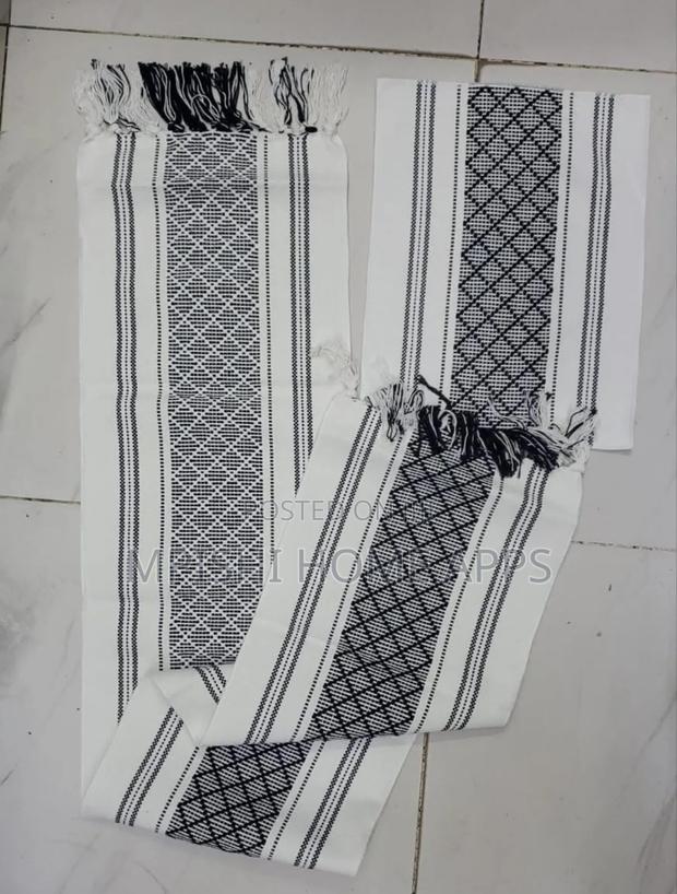 Braided Woven Table Runner With 6pcs Mats - thumbnail 2