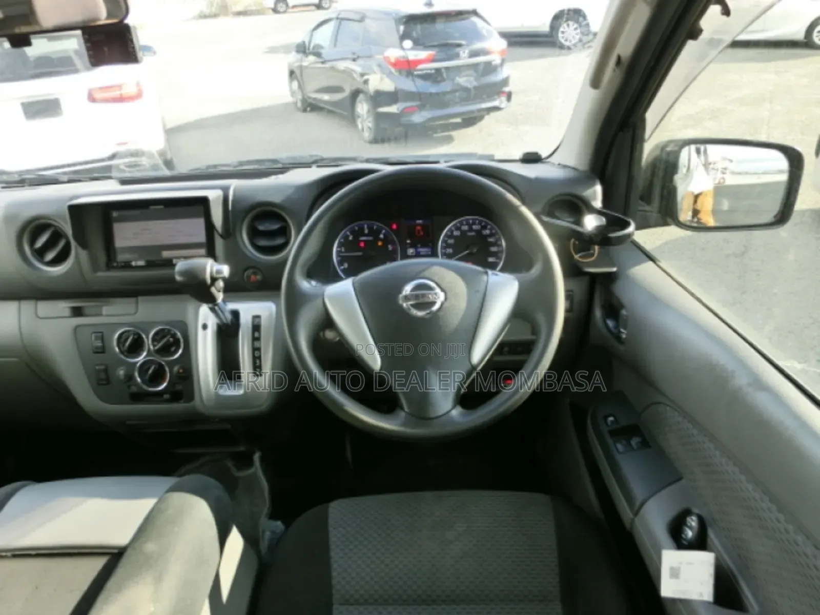 Nissan Caravan (Urvan) 2018 Grey