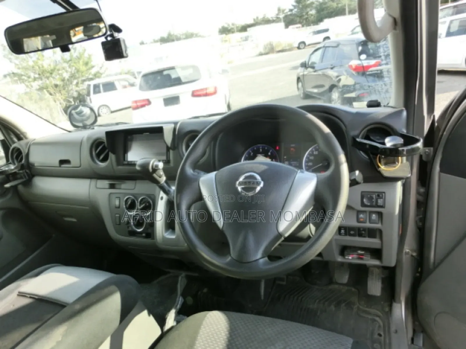 Nissan Caravan (Urvan) 2018 Grey