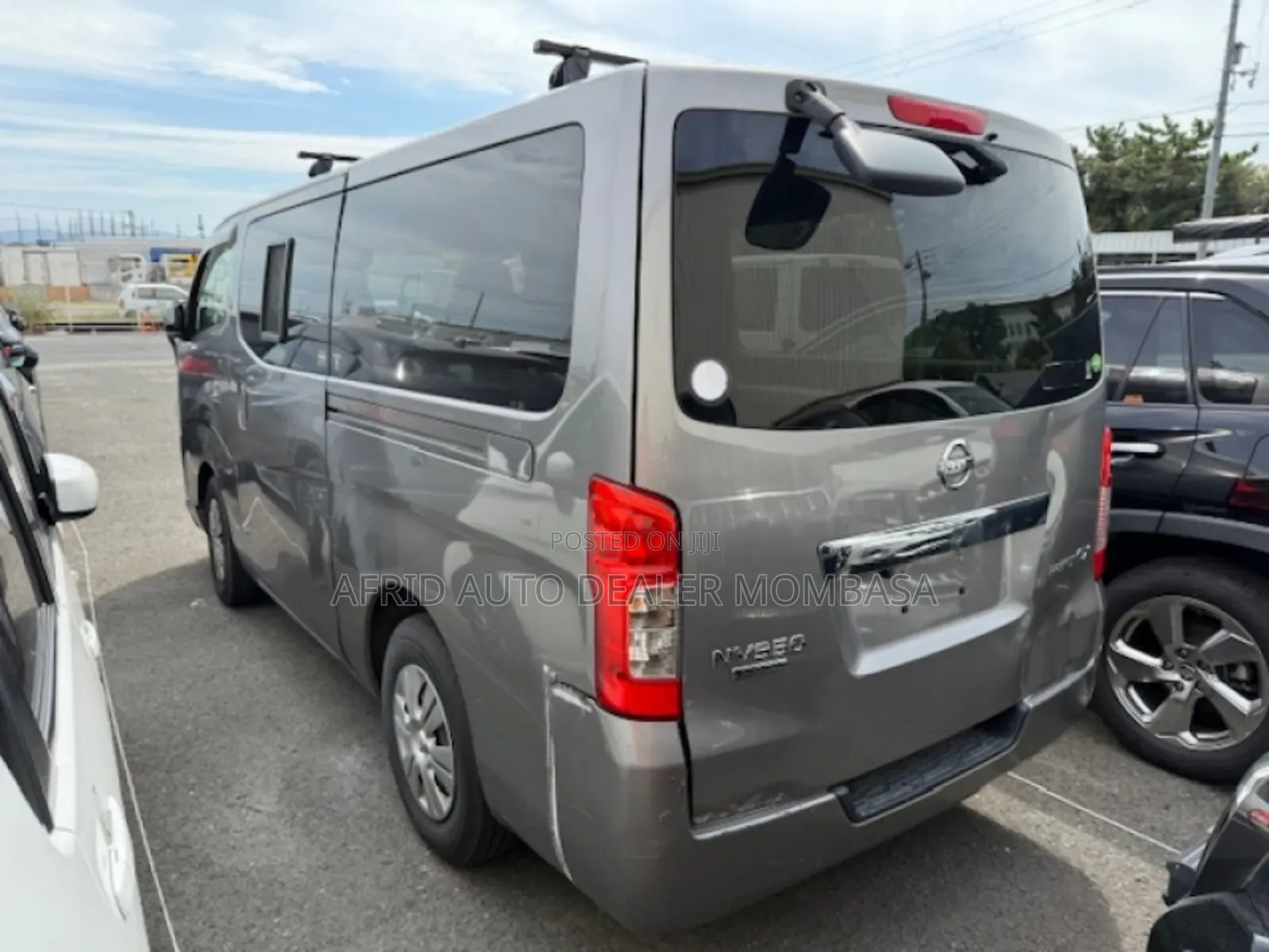Nissan Caravan (Urvan) 2018 Grey