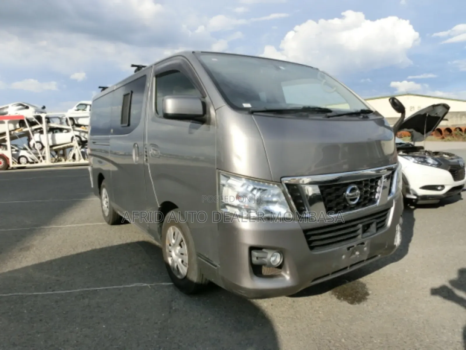 Nissan Caravan (Urvan) 2018 Grey
