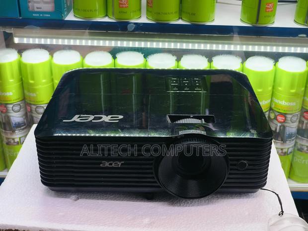Acer 118H Projector - thumbnail 3