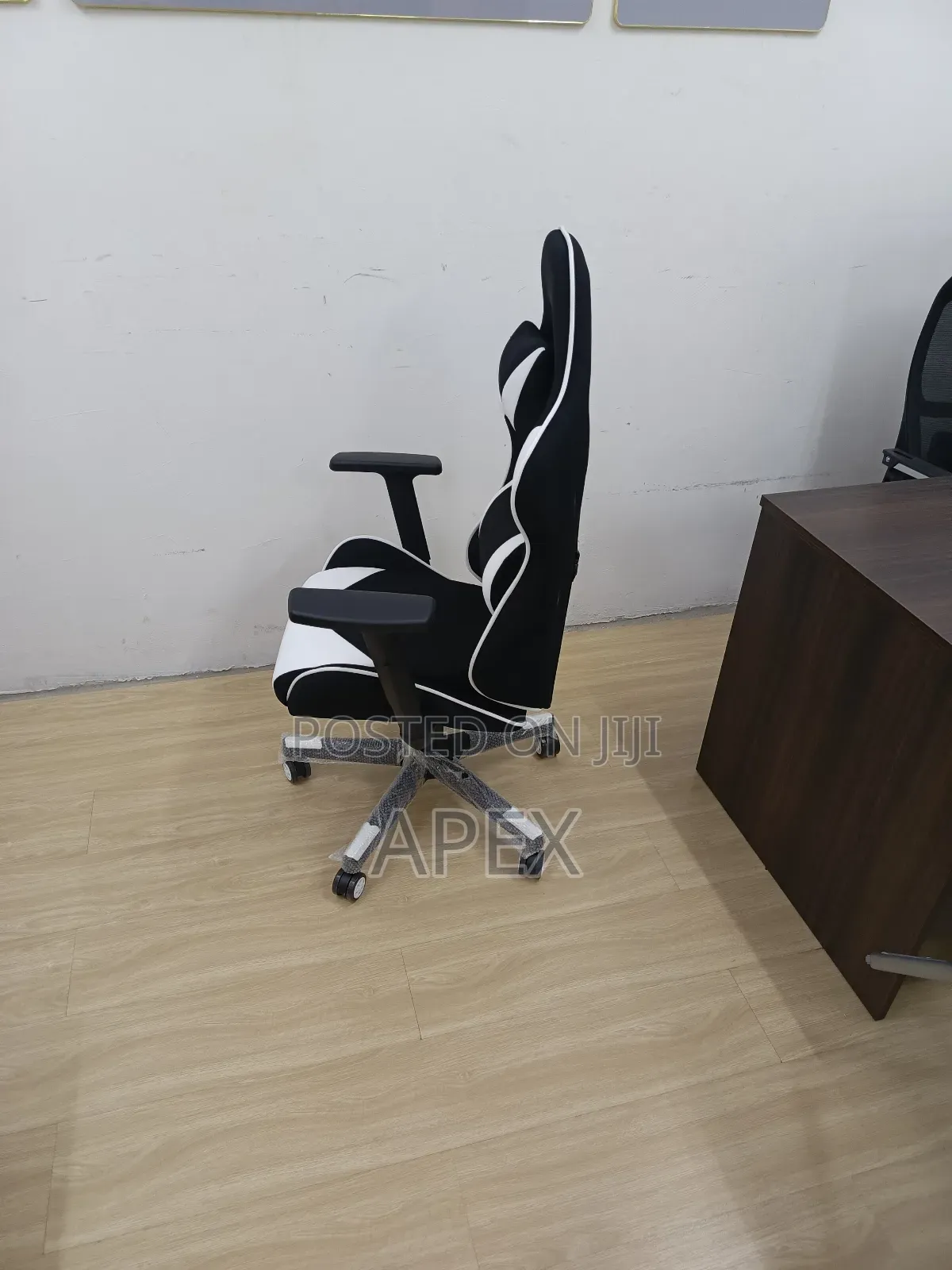 Black and White Gaming Chair