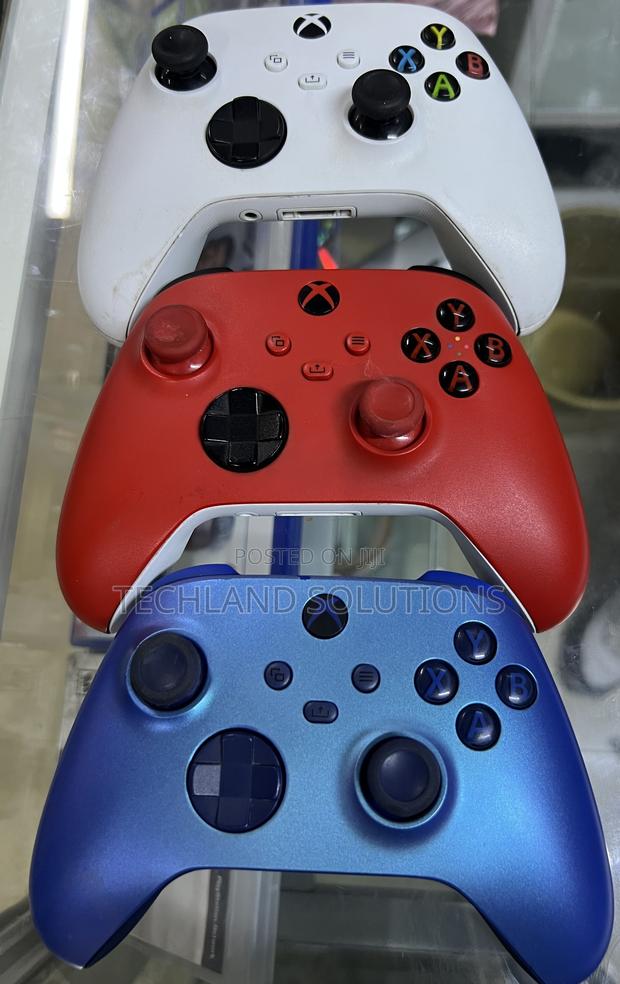 Home Used Xbox Series X Controller - thumbnail 2