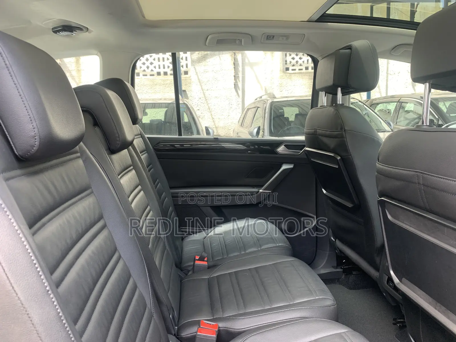 Volkswagen Touran 2017 Gray