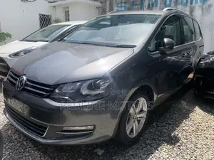Volkswagen Sharan 2017 Gray