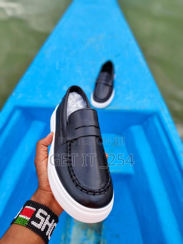 Italian Design Men Casual - thumbnail 3