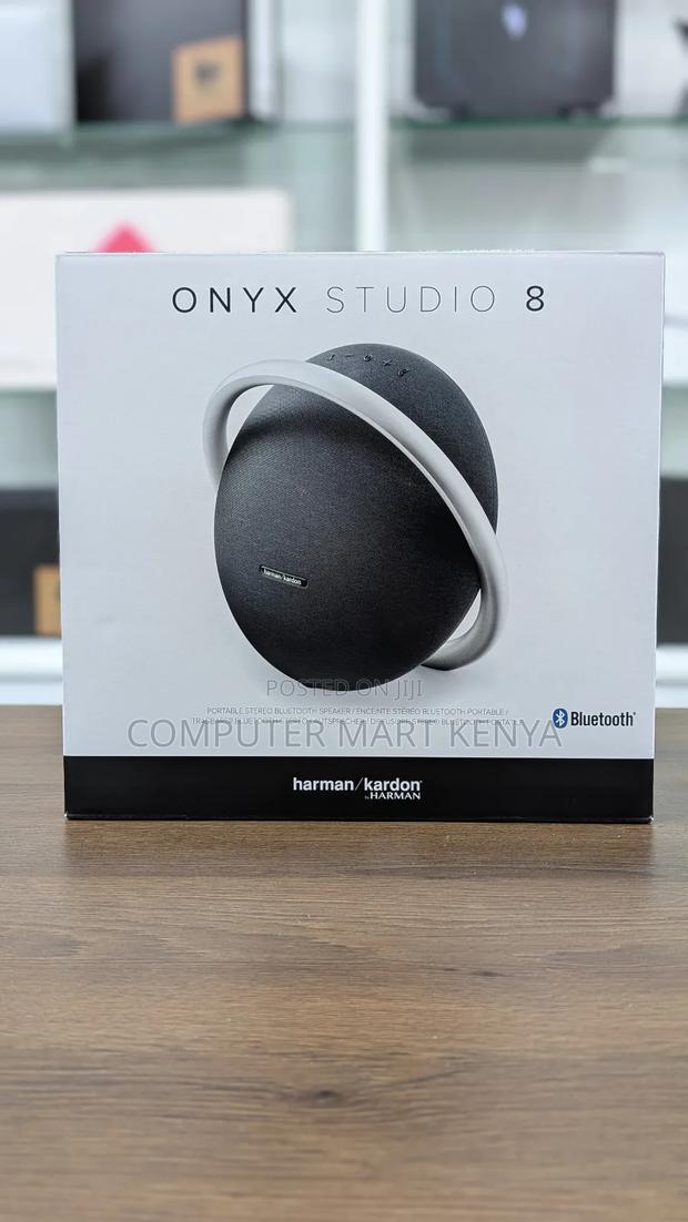 Harman Kardon Onyx Studio 8