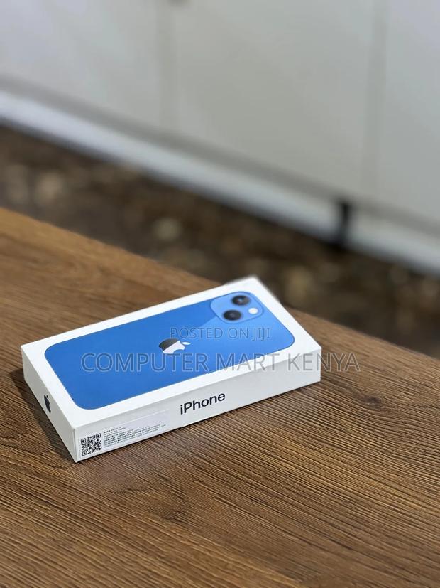 New Apple iPhone 13 128 GB Blue - thumbnail 2