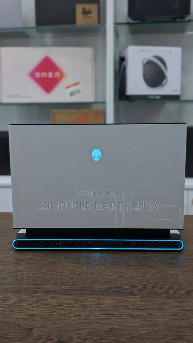 Laptop Alienware Area-51m 16GB Intel Core I7 SSD 512GB