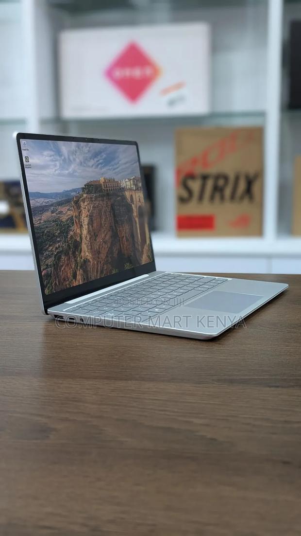 Laptop Microsoft Surface Go 2 16GB Intel Core I5 SSD 512GB - thumbnail 2