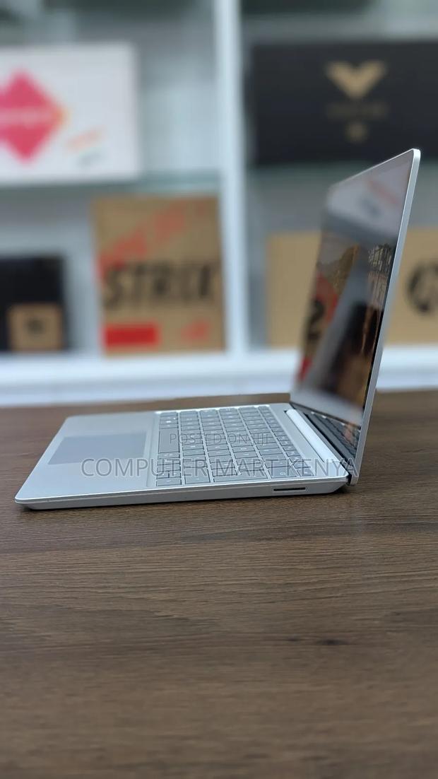 Laptop Microsoft Surface Go 2 16GB Intel Core I5 SSD 512GB - thumbnail 3