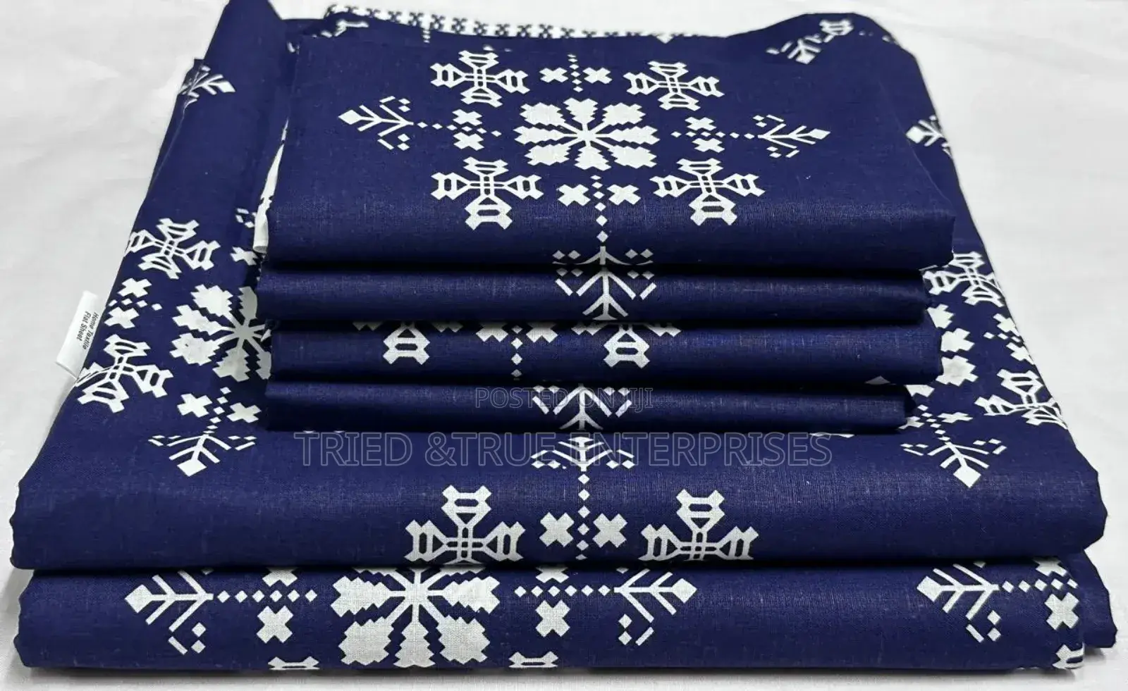 7*8 Printed Bedsheets, 2flat Bedsheets 4pillowcases M5rd