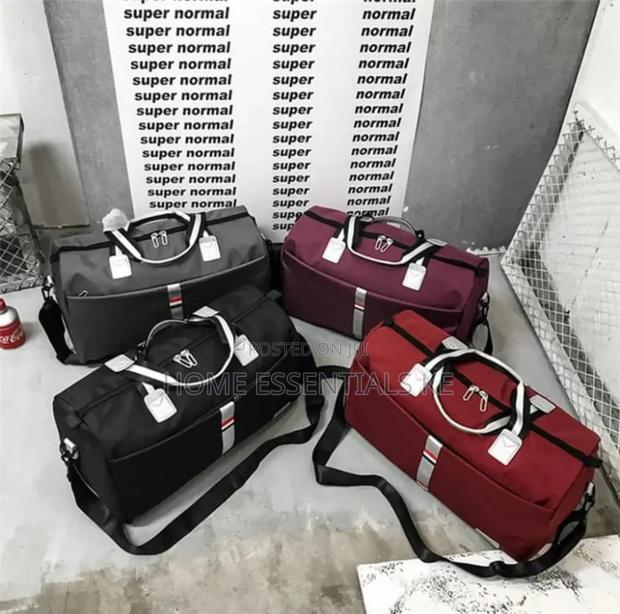 *Quality Travel/ Gym Bag* - thumbnail 2